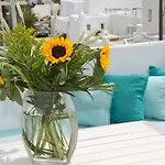 Fraskoula's Agios Stefanos (Mykonos)