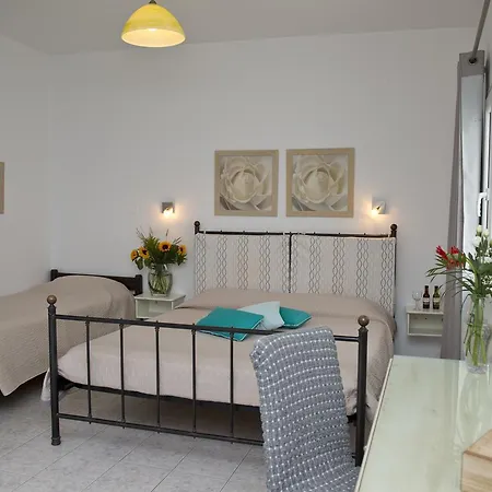 Fraskoula's בית הארחה אגיוס סטפנוס