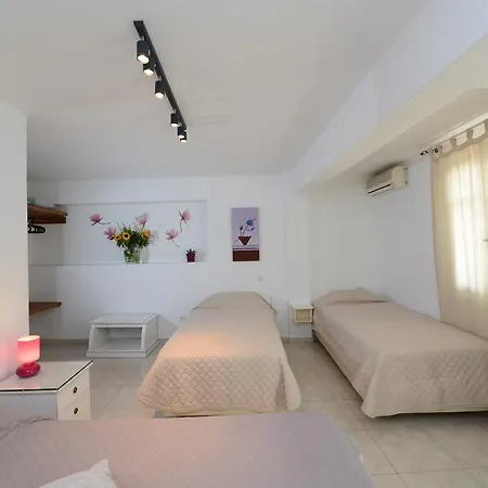 Fraskoula's בית הארחה אגיוס סטפנוס