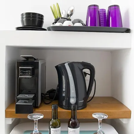 Fraskoula's בית הארחה 4*