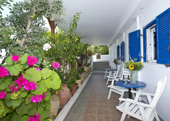 Fraskoula's Agios Stefanos (Mykonos)