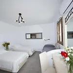 Fraskoula's Agios Stefanos (Mykonos)